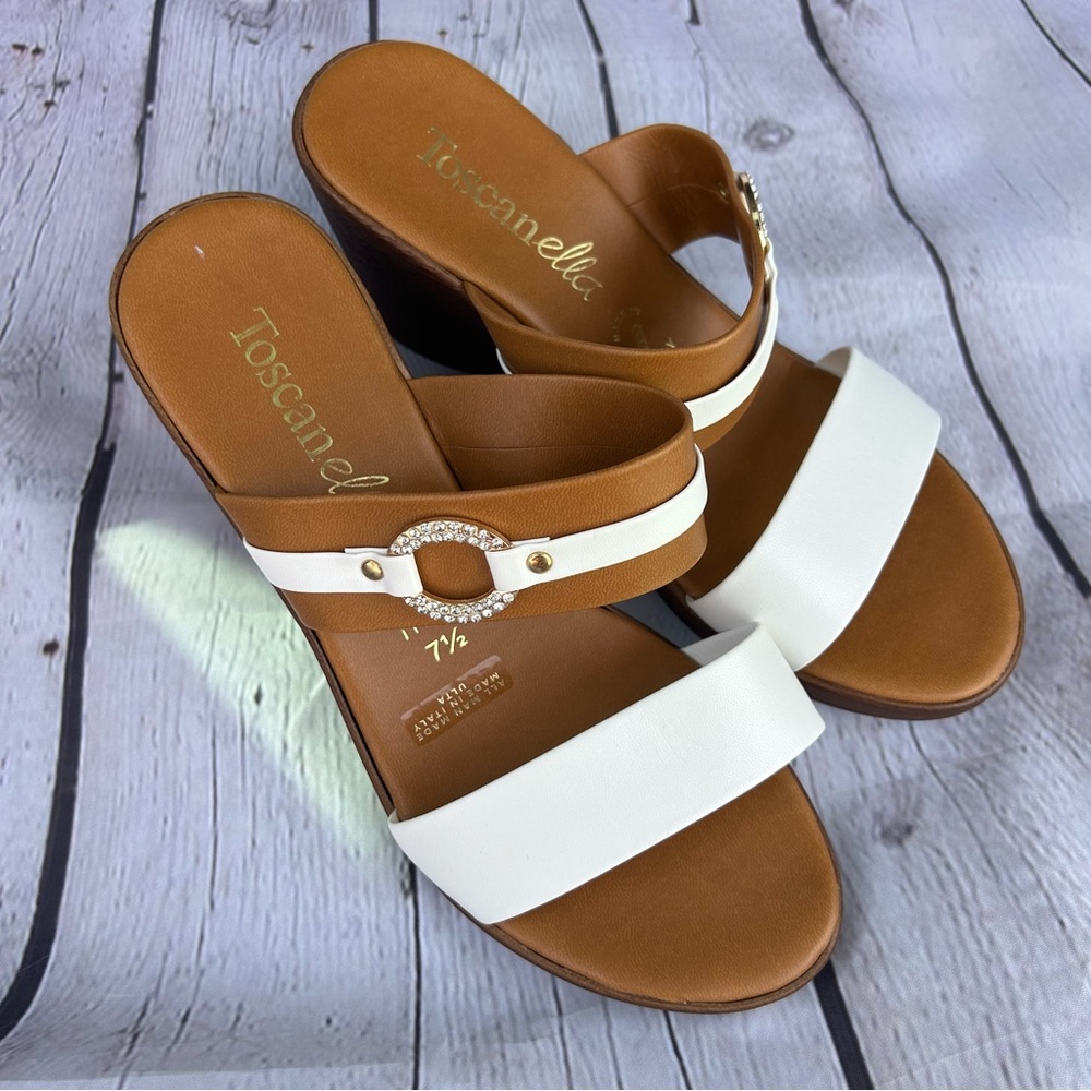 TOSCANELLA Made in Italy White Wedge sandals with rhinestone detail, size 7.5